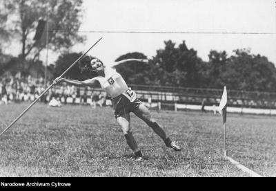 Maria Kwaśniewska during the javelin competition, Łódź 1934 - District championship for the town of Łódź in the pentathlon, Maria Kwaśniewska during the javelin competition, Łódź 1934.  