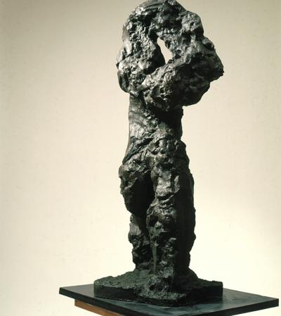 ill. 20: Nude III, 1988 - Bronze, height 147 cm.