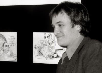 Andrzej Krauze - Artysta-grafik. Współpracował z emigracyjnym wydawnictwem Niny Karsov „Kontra” (Londyn). Wystawa jego politycznych rysunków w galerii Grupy Roboczej Solidarność (listopad 1982) była próbą przybliżenia berlińczykom aktualnej sytuacji w Polsce.