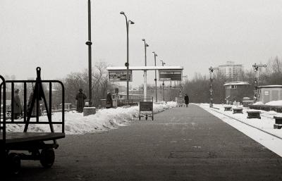 The gateway to Paradise - The gateway to Paradise. Bahnhof Zoo. West Berlin, December 1982.