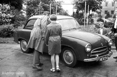 Samochód syrena, 1960 rok - Samochód syrena, 1960 rok. 