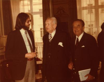 London, 1970er Jahre - Jacek Kowalski während eines Gesprächs mit Exil-Ministerpräsident Kazimierz Sabbat 