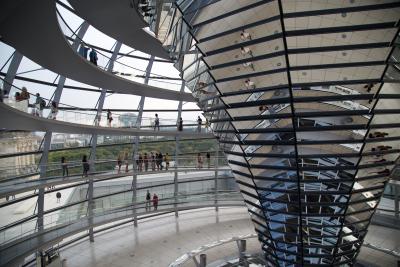 W kopule budynku Reichstagu - W kopule budynku Reichstagu, Berlin 2019 r. 