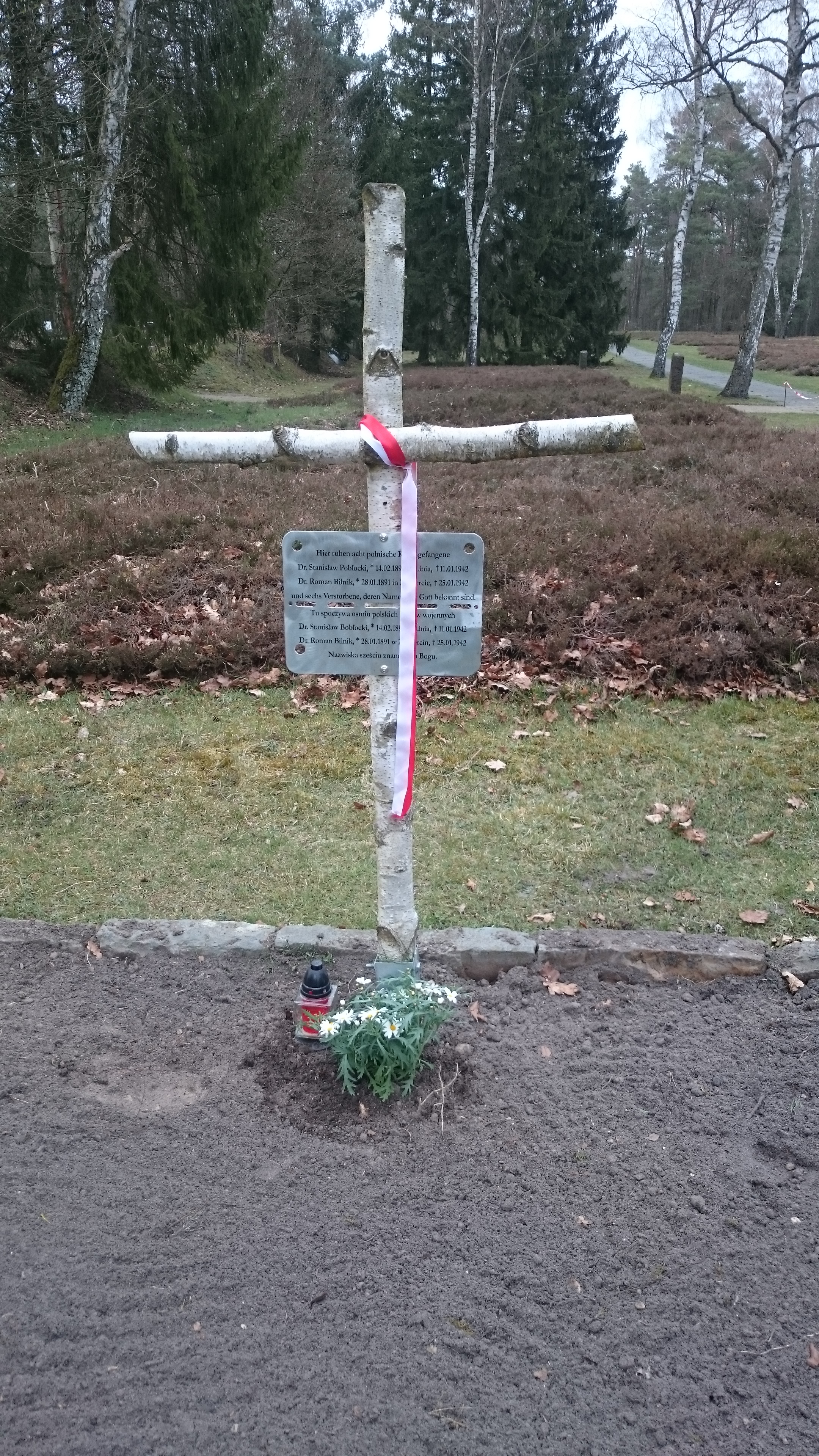 Cross with the second memorial plaque