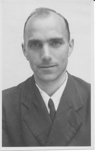 Passfoto - Hermann Scheipers im April 1945. 