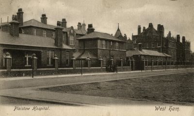 Fig. 17: Plaistow Hospital, London - Plaistow Hospital, West Ham, London E 13, the building where Dora Diamant died, postcard, around 1930 
