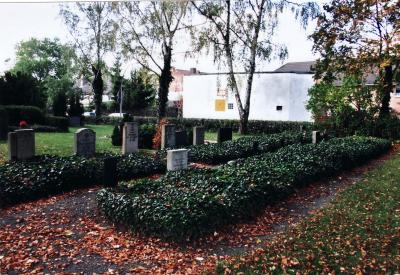 Gemeindefriedhof -  